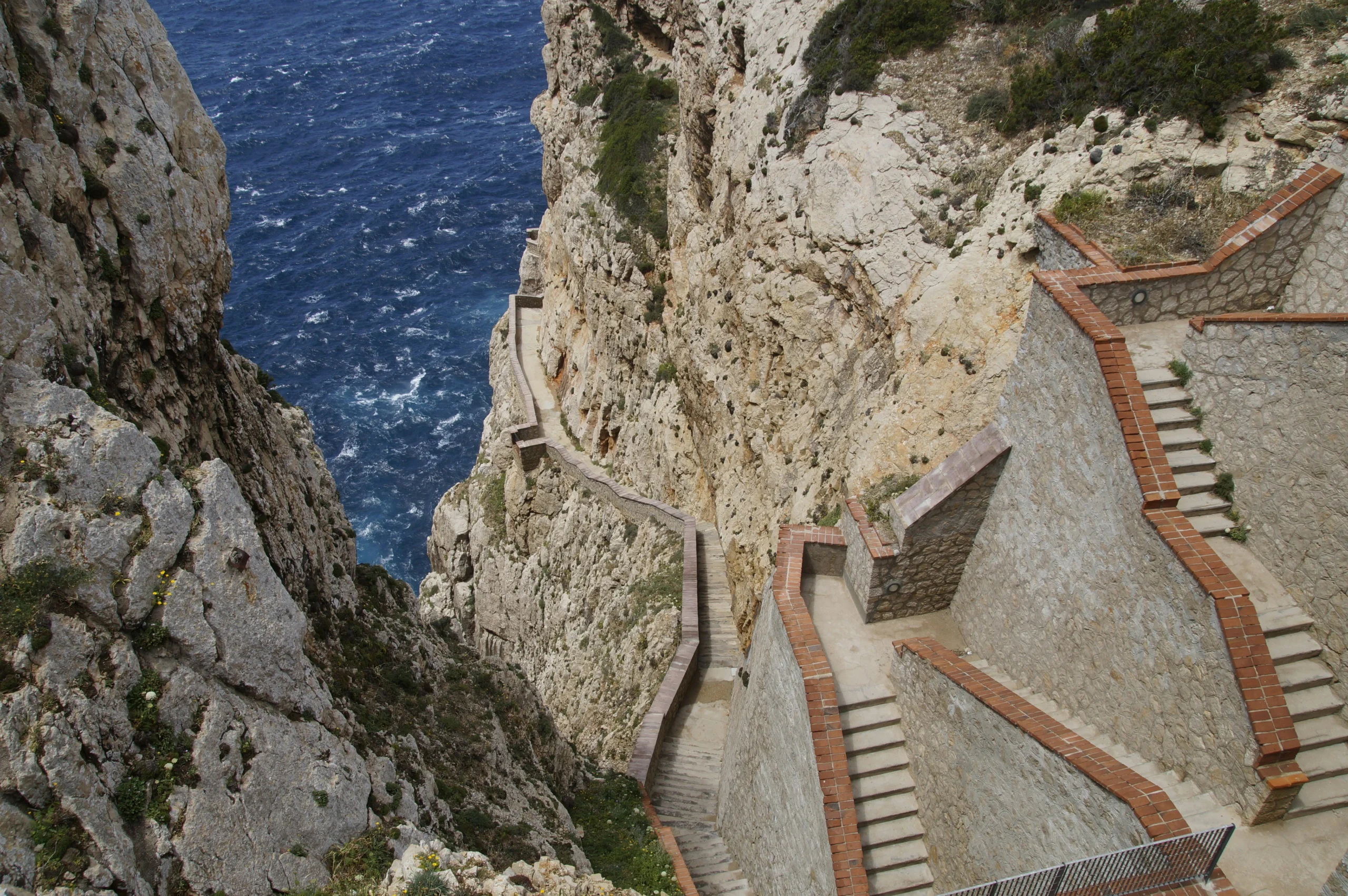 entrata grotta nettuno